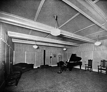 Studio Image